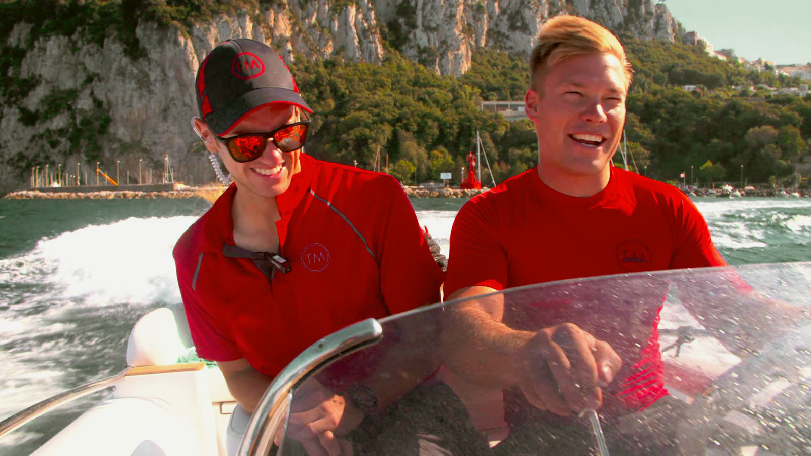 Below Deck Méditerranée Saison 3 Épisode 8 S03E08 Étrange triangle amoureux