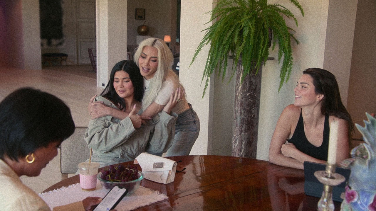 Les Kardashian saison 2 épisode 1 s02e01 J'ai quelque chose à vous dire…