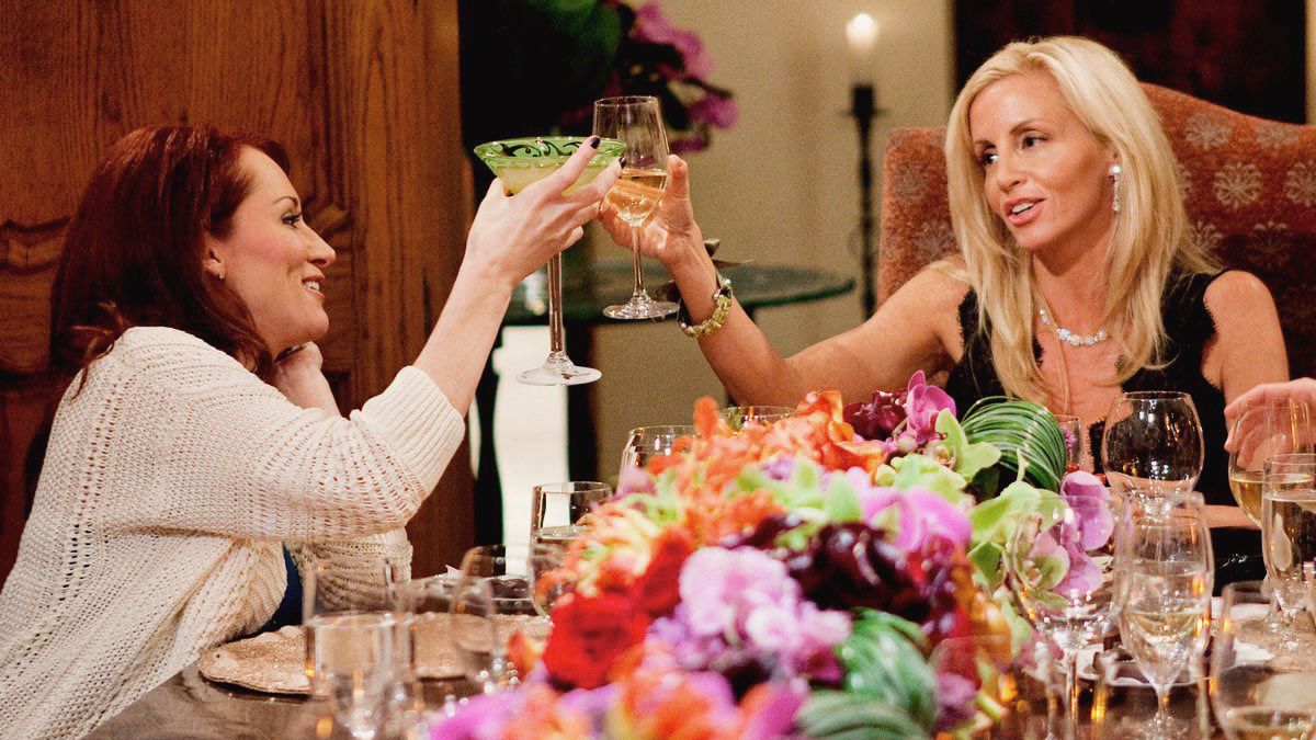 RHOBH Les Real Housewives de Beverly S01E09 saison 1 épisode 9 Le dîner de l'enfer