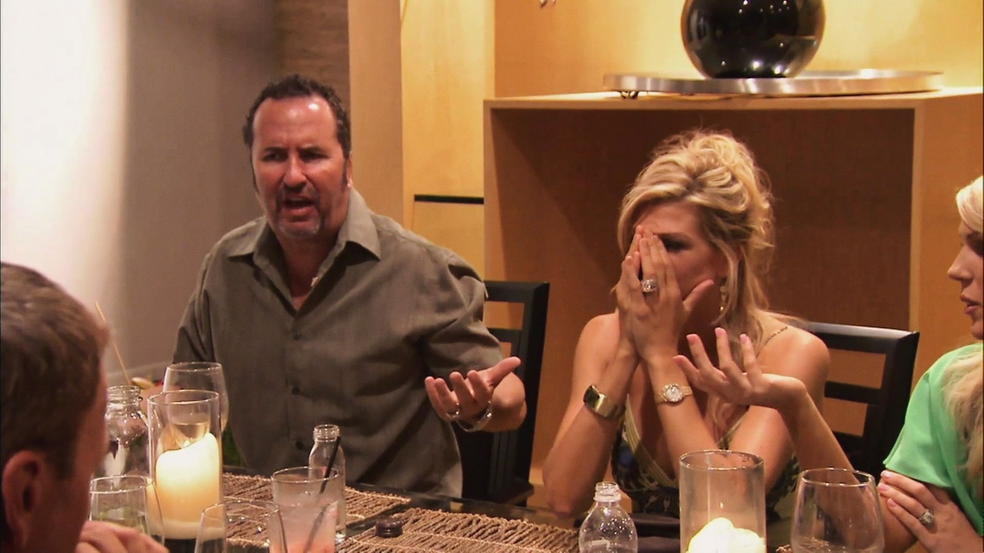 RHOC Les Real Housewives d'Orange County S5E11 saison 5 épisode 11 En dépit des apparences