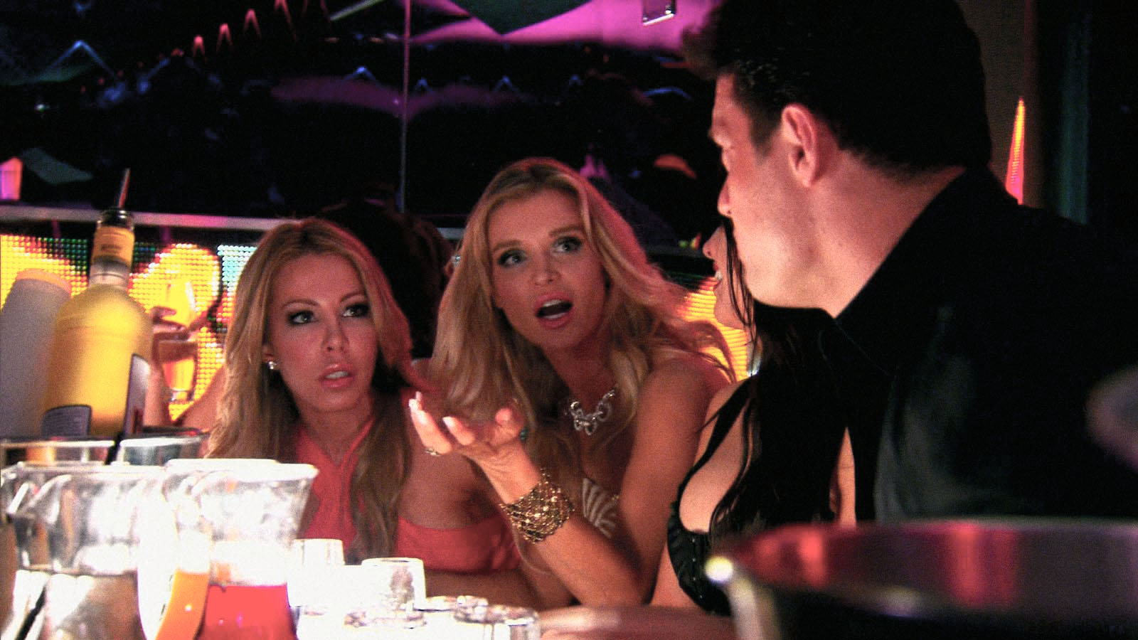 Les Real Housewives de Miami Saison 2 Épisode 3 S02E03 Scandale au Mynt