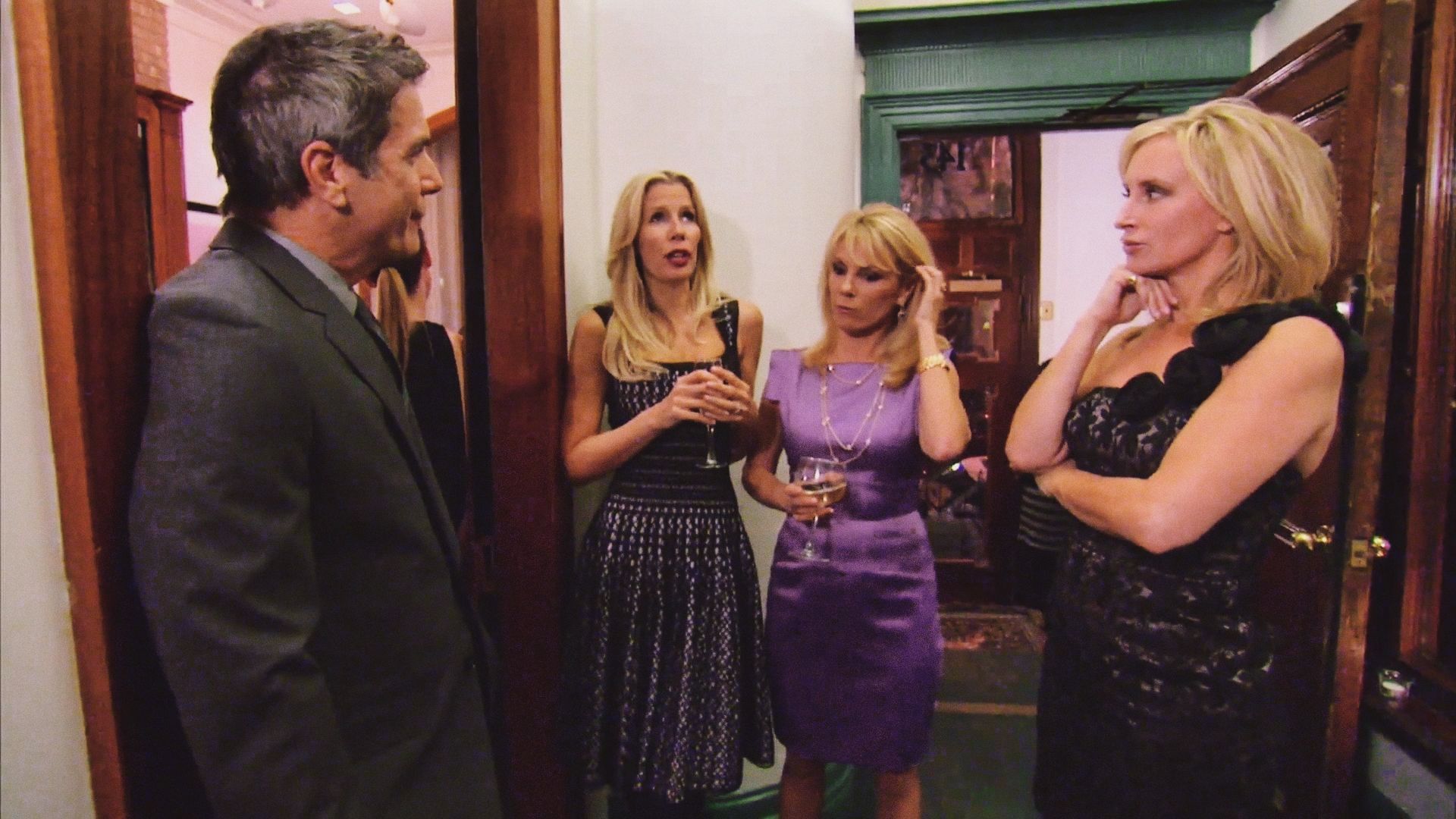 RHONY The Real Housewives of New York City S05E11 saison 5 épisode 11 This Party Is Toast